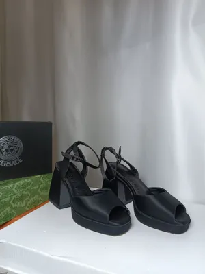 Оригинальный Versace 1