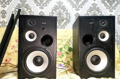 Edifier R2800 (Studio 8) Kuchli karnaylar 1
