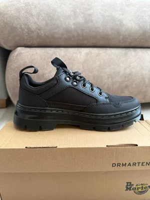 Yangi Dr. Martens oyoq kiyimi sotiladi (uniseks), 37 EU o‘lcham 1