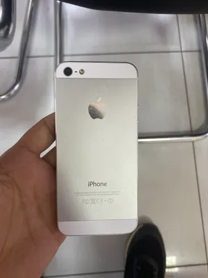 Продаётся iPhone 5 белого цвета, 16 ГБ 1