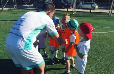 Hamma uchun futbol. Tajribali professional murabbiy. 1