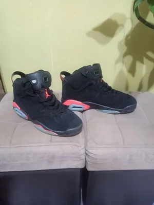 Высокие кроссовки Джордан и Adidas yeezy 1