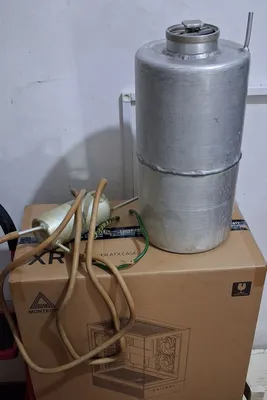 Distillangan suv va samogon tayyorlash uchun mobil apparat. 1