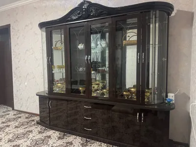 Стенка — мебель для размещения посуды 1
