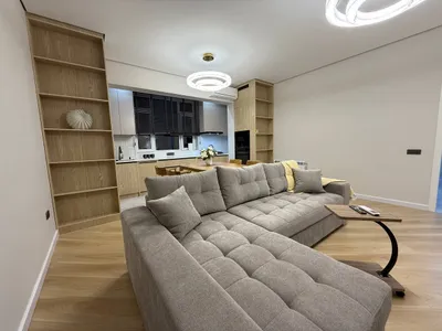 Yevroremont, mebel va texnikaga ega 3 xonali kvartira sotiladi 1