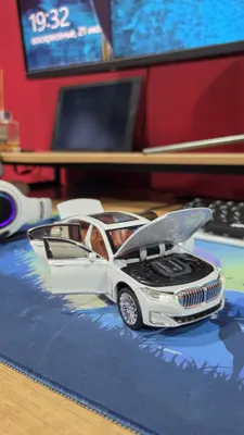 Новый качественный металлический сувенир BMW 1