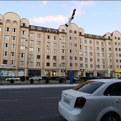 В городе Гулистан продаётся двухкомнатная квартира в новостройке 1