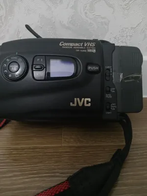 Продается JVC GR-AX68 — VHS-C 1