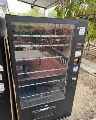 Vending apparat sotiladi 1