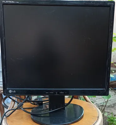LG flatron l1742s-PF monitori