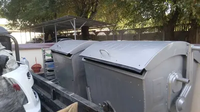 1100 litrli metall chiqindi konteyneri 1