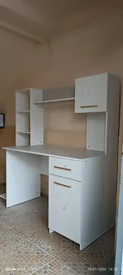 Компьютерный стол 1