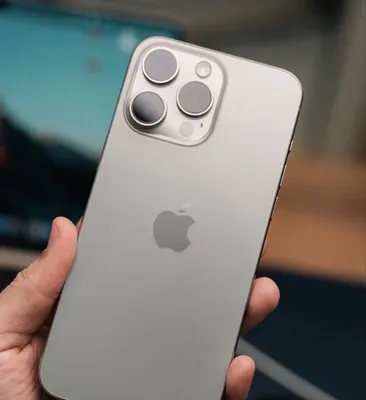 iPhone 15 Pro Max