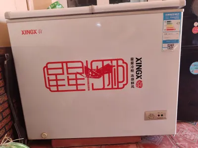 Muzlatkich sotiladi! Narxi 100$ holati yaxwi ! Faqat uy rozgor uchunis