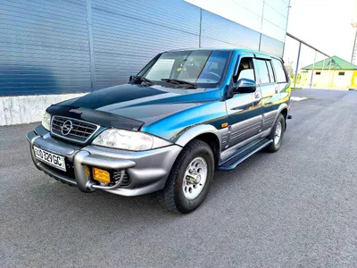 Ssangyong Musso OFF-ROAD 2003 года выпуска бензин-метан . 1