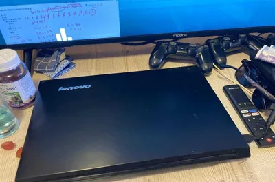 Lenovo Notebook sotiladi 1