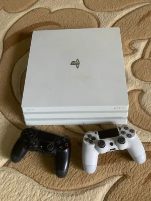 Playstation 4 pro 1tb Vzlom GoldHen 1