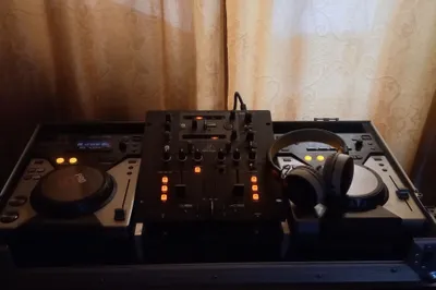 Pioneer CDJ 400, raqamli pleyer. 400 Pioneer CDJ-40