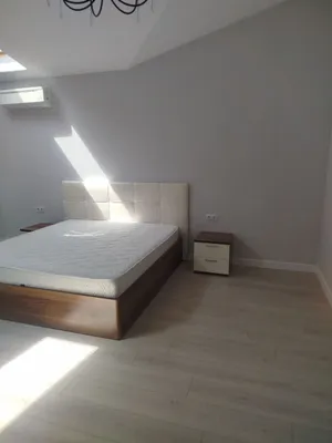 Аренда 5-комн. кв. 200 м² · ID 40210 1