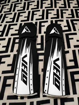 Оригинальная защита для ног Velo futa