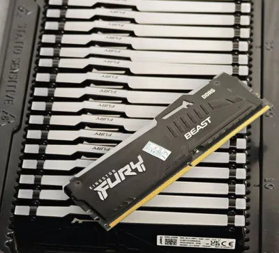DDR5 2x8 16GB 6000Mhx Kingston Fury RGB 1