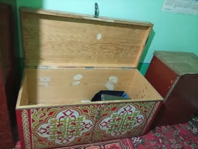 Продаётся старинный сундук 1
