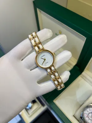 Часы CHANEL 1