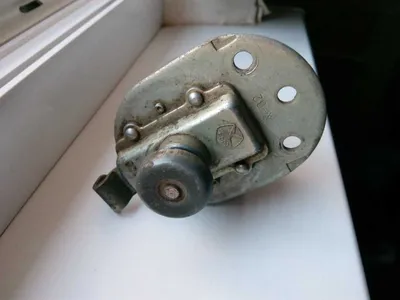 SSSR avtomobillari uchun massa o‘chirgichi. 1
