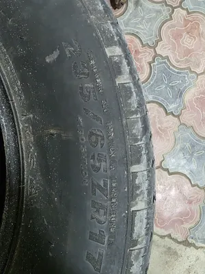 Шина 235/65ZR17 1