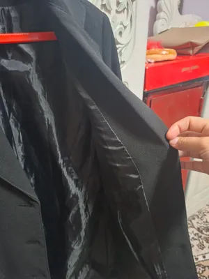 Kastyum qora. 50 52 razmerda. Sifati a‘lo darajada 2