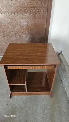 Kompyuter stoli 1