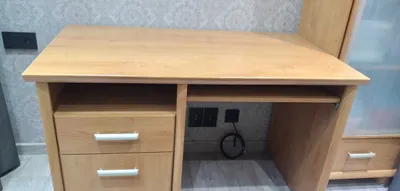 Стол письменный, производства Польша 1