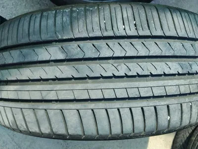 265 45 R21 Michelin B. U 1