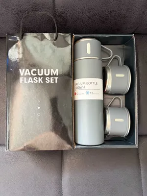 Подарочный набор термос с кружками 500 мл (Vacuum Flask Set) — Новый