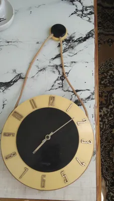 Arqondagi «Yantar» vintage devor soati 1