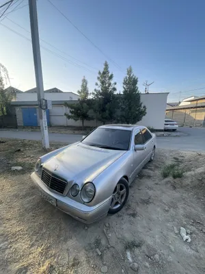 Mercedez Benz W210