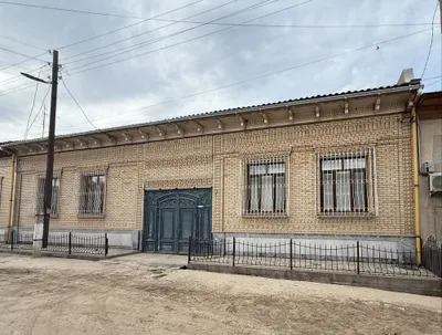 ПРОДАЕТСЯ ДОМ 8 СОТОК, Зангиатинский район, улица Камолиддин бегзод. 1