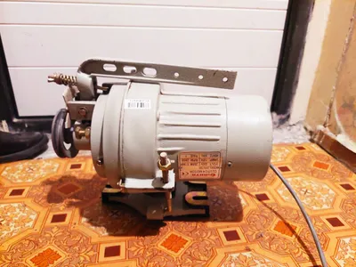400 vattli 220 V x1,87 A elektr dvigatel sotaman 1