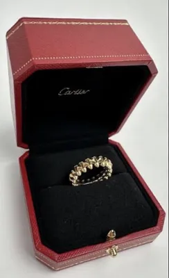 Hujjatlari bilan Cartier qutisi 1