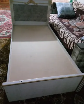 Продается кровать 1