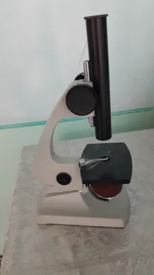 Monokulyar biologik mikroskop 1