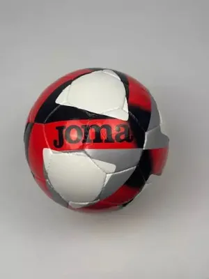 Professional futbol to'plari, Tikma Joma