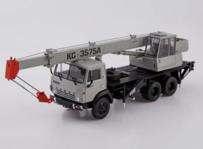 Моделька 1:43 камаз кран новый в упаковке