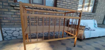 Детская кроватка. Советская. В хорошем состоянии 1