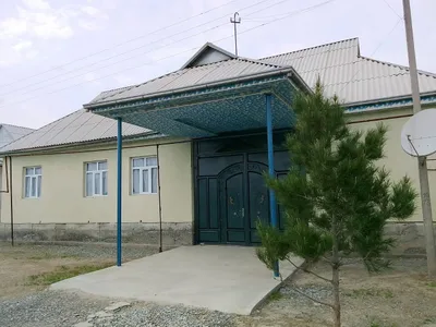 Guliston tumani 12sotixli hovlili uy 1