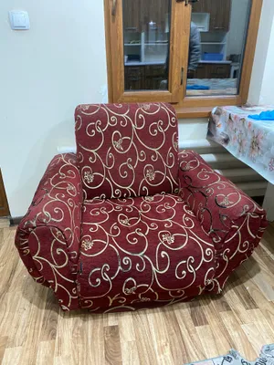 SHOSHILINCH: arzon narxda ishlatilgan mebel to‘plami, o‘zi olib ketish (divan, kreslo, shkaflar) 1
