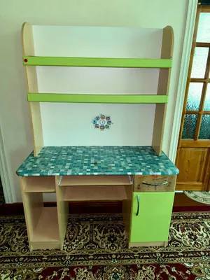 Yozuv stolini shoshilinch sotaman 1
