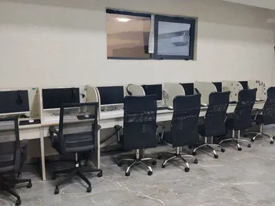 Call Center учун 17 та компьютер тўлиқ жиҳозлари билан 1