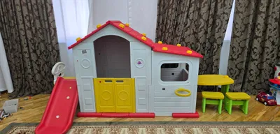 Игровой домик с горкой 1