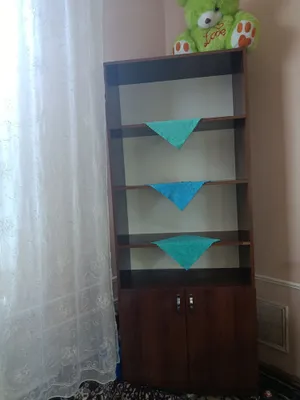 Продаётся книжный шкаф